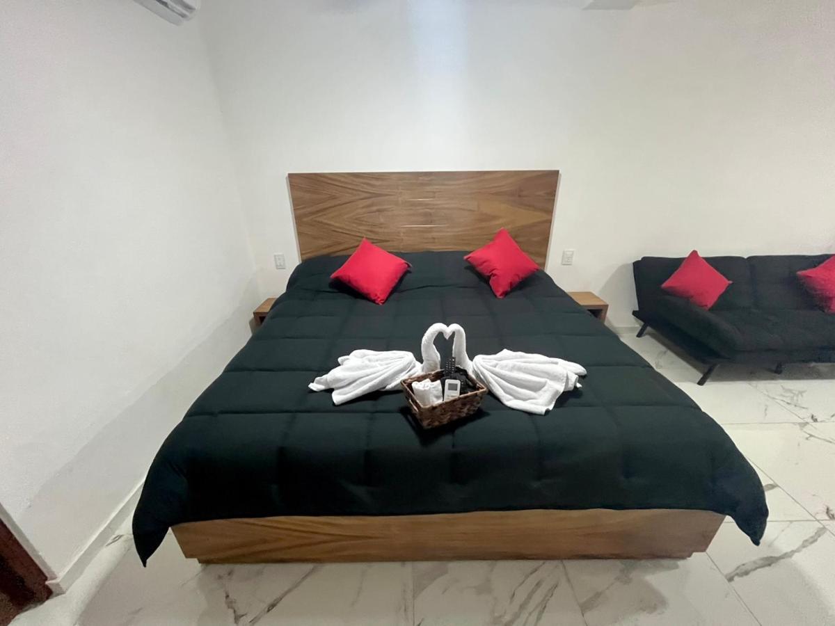 Ahau Playa Hotel Playa del Carmen Exterior photo