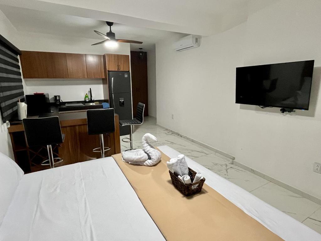 Ahau Playa Hotel Playa del Carmen Exterior photo