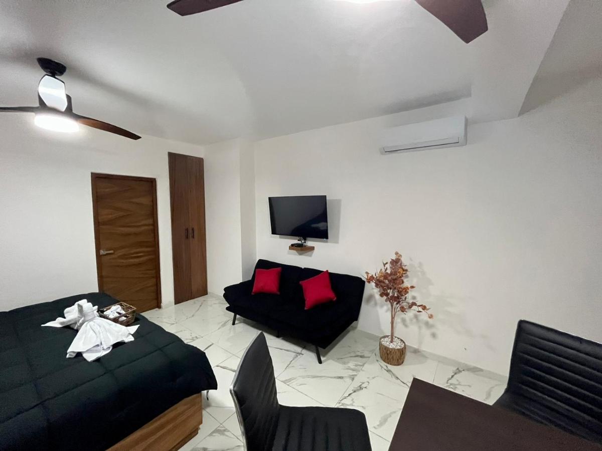 Ahau Playa Hotel Playa del Carmen Exterior photo