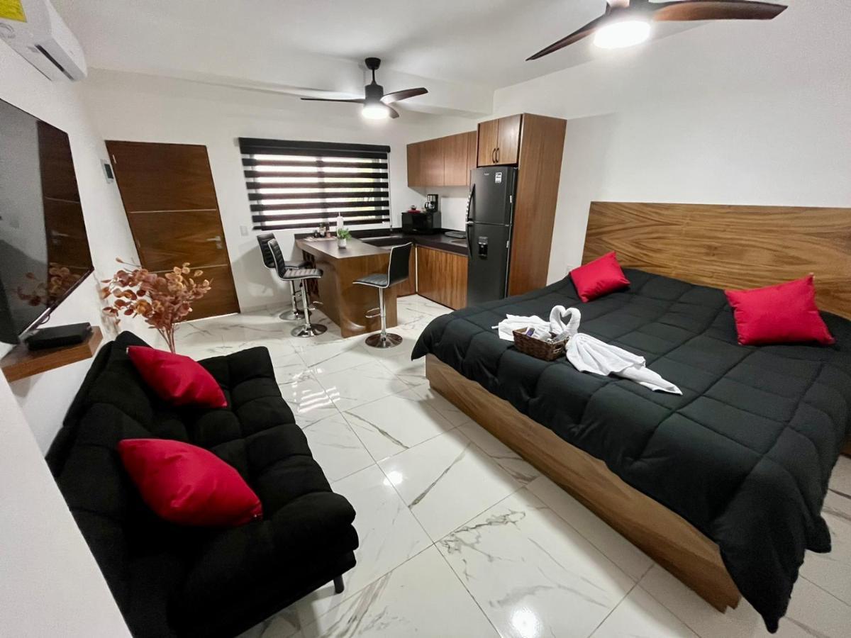 Ahau Playa Hotel Playa del Carmen Exterior photo